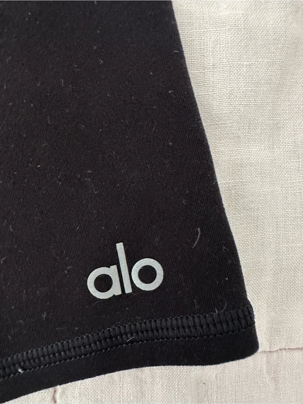 Alo - Bicycle Shorts - size M - black